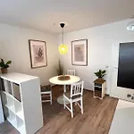 Apartment Bege Staytogether *