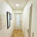 Apartment Bege Staytogether